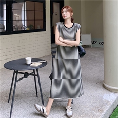 法式慵懒风连衣裙女气质2025夏季新款时尚宽松拼接高腰无袖长裙，女装连衣裙，红龙果