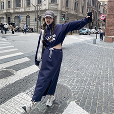 韩版时尚短款长袖上衣套装女2025春秋季新款显瘦开叉半身裙两件套，女装套装/套裙，2C050