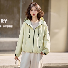 小个子短外套女2026年春季25-29周岁女士短款拉链日常夹克外套，女装短外套，悦祺