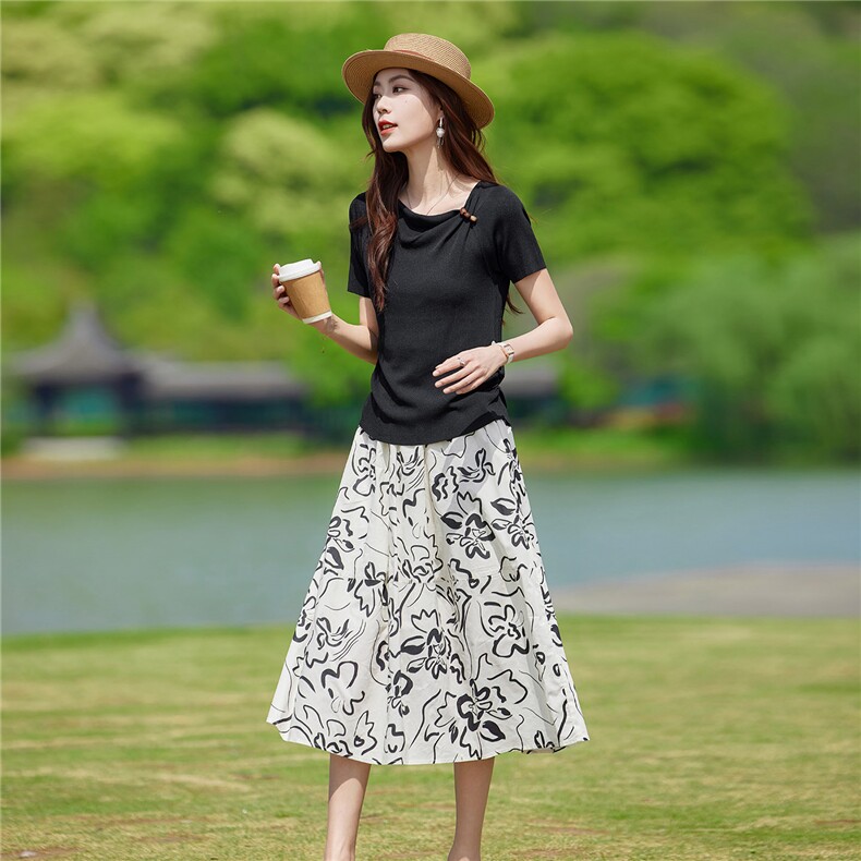 现货2026年夏季休闲风套头圆领毛衣修身型抗皱轻薄两件套,女装套装/套裙,靓衣阁