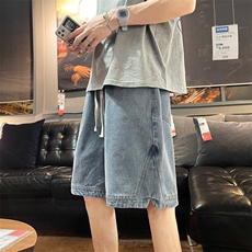 深蓝色