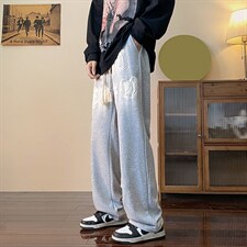 灰色