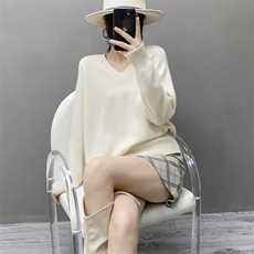 秋冬季加厚马鞍肩V领纯色气质时尚套头35%羊绒衫，女装羊绒衫，织绒羊