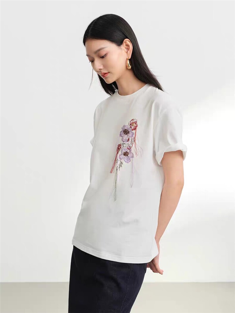 刺绣花卉棉质短袖白色圆领T恤上衣,女装T恤,泰合衣坊