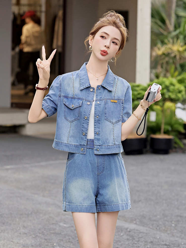 牛仔减龄套装女夏季2025新款短袖短裤小个子高级感显瘦两件套潮女,女装套装/套裙,意芙