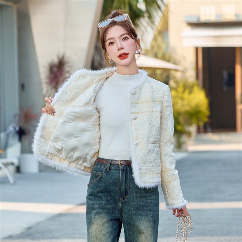 【bao款现货】2024新款冬装新中式外套水貂毛拼接羽绒服白鸭绒,女装羽绒服,雅静靓衣