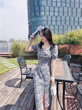 夏季新款碎花连衣裙，女装连衣裙，YO\VLF雅洛菲