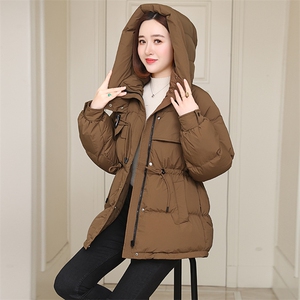 短款羽绒服2023年冬季新款女装洋气百搭小个子妈妈加厚保暖外套