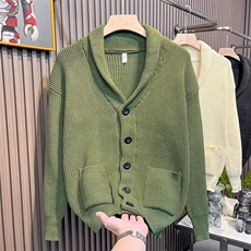 军绿色