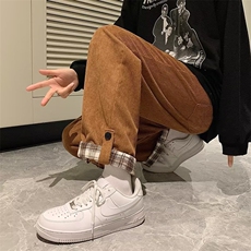 深棕色