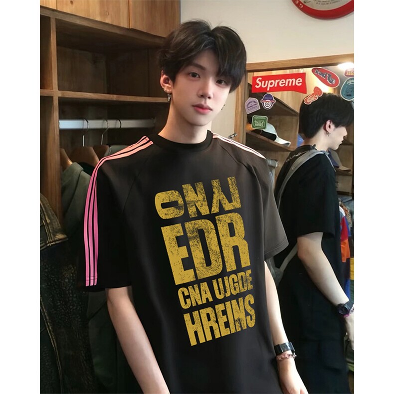 抖音得物品质二开240克宽松纯棉美式潮牌印花三条杠中性风短袖T恤，男装T恤，电商A486-1