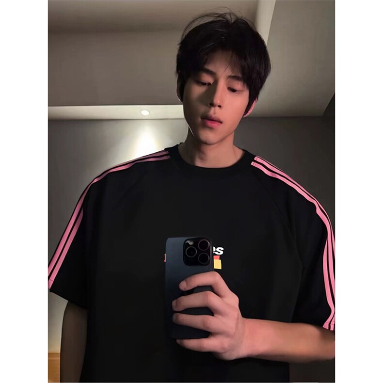 抖音得物品质二开240克宽松纯棉美式潮牌印花三条杠中性风短袖T恤，男装T恤，电商A486-1