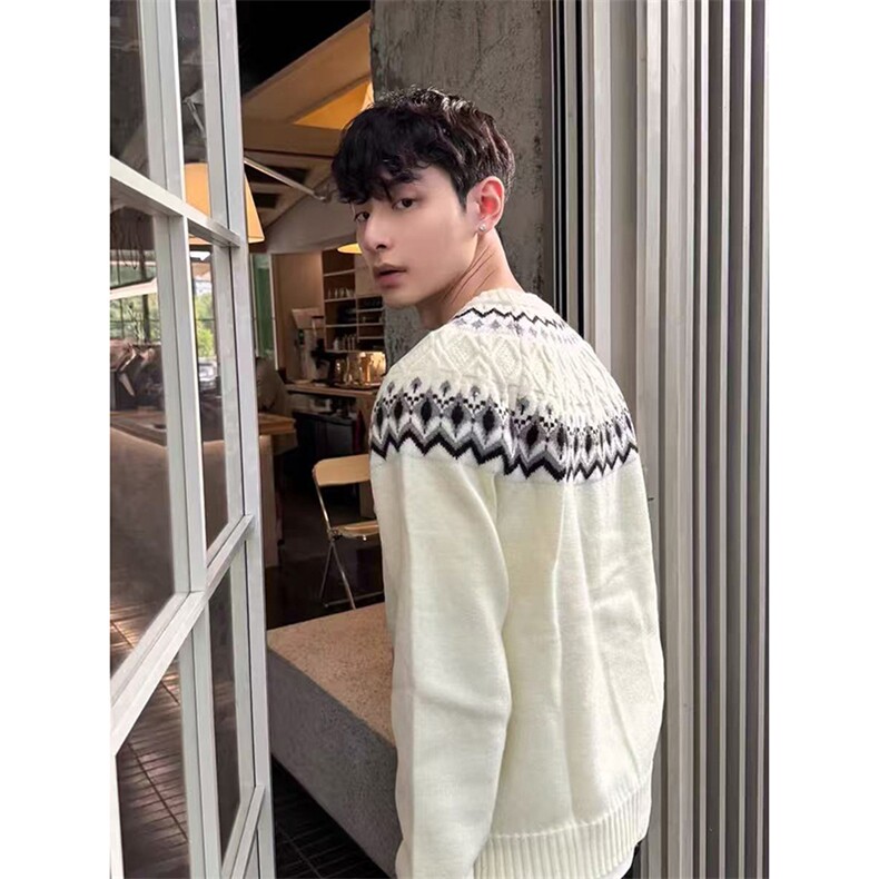 网图秋冬圆领软糯毛衣男穿搭设计感提花针织衫宽松上衣-A2351P52,男装针织衫/毛衣,电商B241