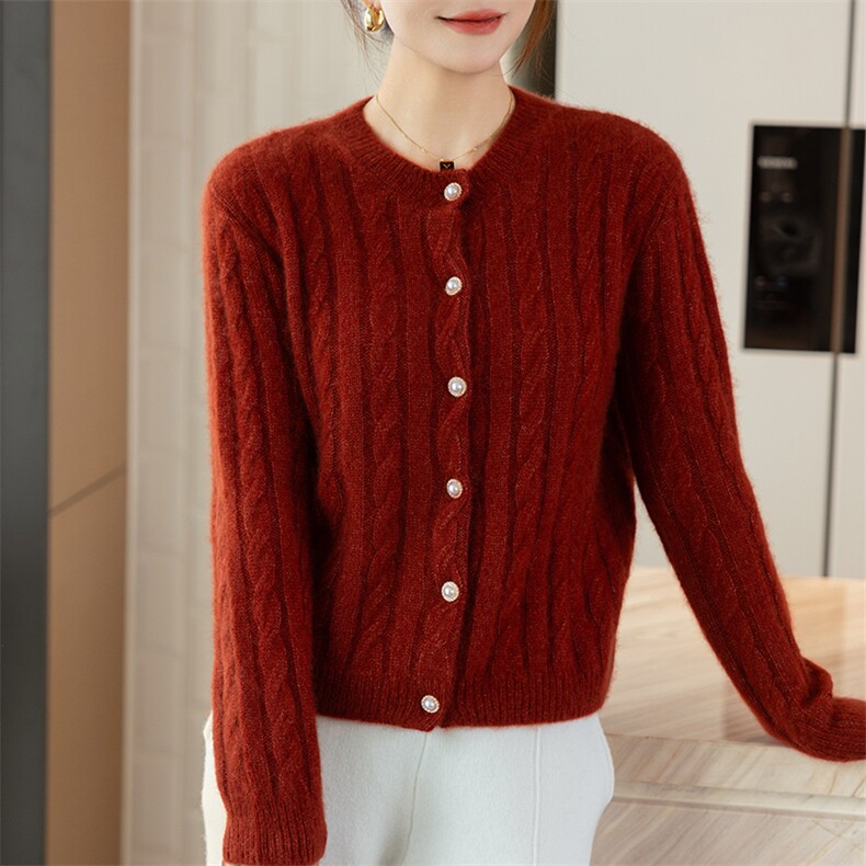 2025春秋新款桑蚕丝羊绒衫女复古圆领针织开衫气质保暖通勤外套，女装羊绒衫，咔绒特