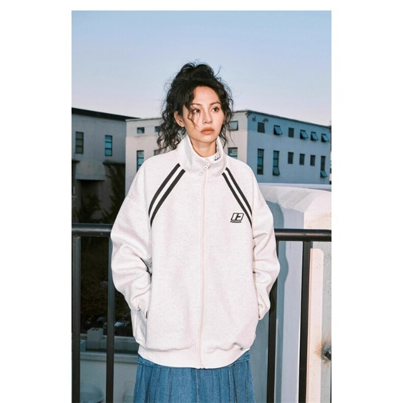 插肩条纹刺绣立领卫衣男女简约宽松情侣开衫休闲运动外套WY637图片