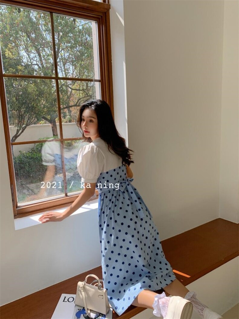 夏装～波点连衣裙搭配包包，女装连衣裙，咔柠
