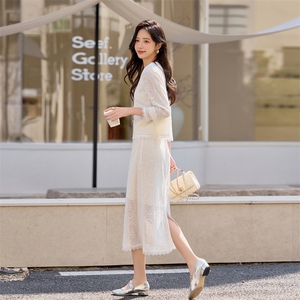 【现货！！！！】蕾丝半身裙小香风两件套女图片