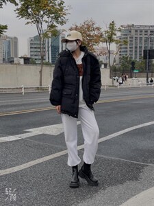 韩版收腰版羽绒服图片
