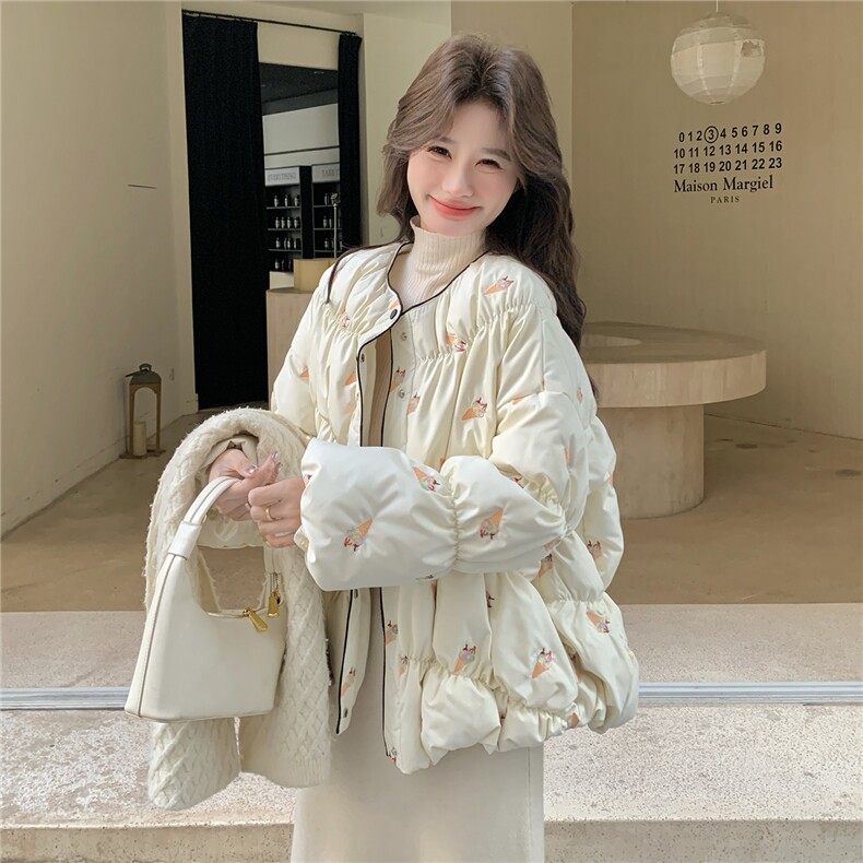 时尚圆领羽绒服女冬2025新款冰淇淋刺绣图案超火巨好看白鸭绒外套,女装羽绒服,琦鑫阁（原依鑫阁）
