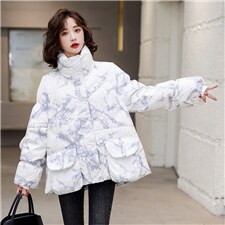 水墨彩白花