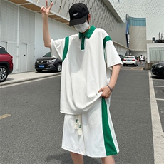 白色