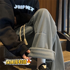 灰色