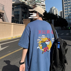 蓝色