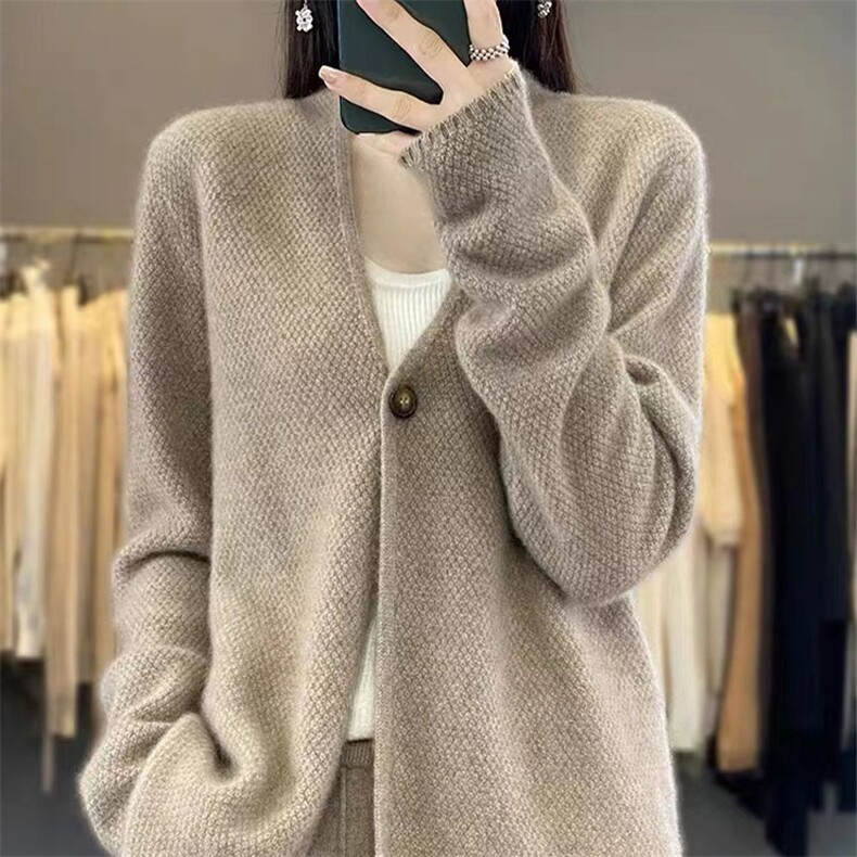 开衫女一粒扣V领秋冬慵懒软糯休闲宽松保暖针织衫,针织衫/毛衣,萱芳婷羊绒