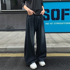 深蓝色