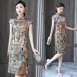 杭州真丝连衣裙女新款蚕改良旗袍2025年夏季新款复古妈妈裙子，女装连衣裙，小荷流