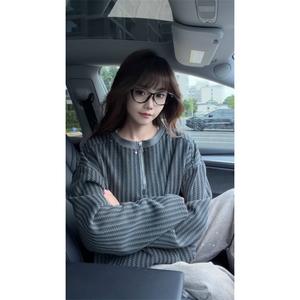 WY10185-特P38 加绒48重磅鱼骨纹铆钉半拉链舒适银狐绒大码卫衣男图片
