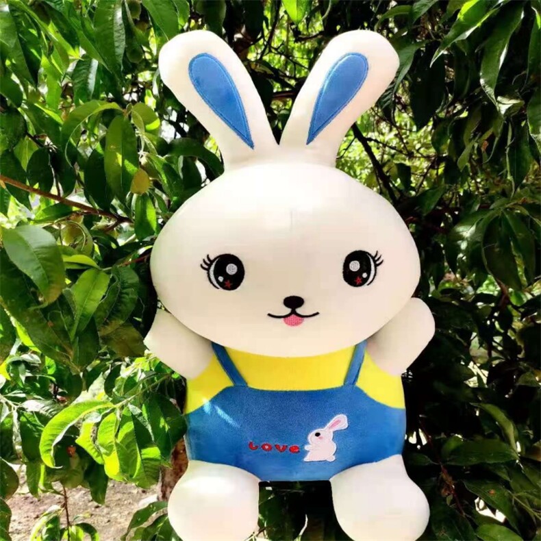 背带兔，张强玩具