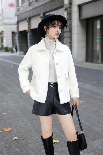 2032款七彩黄金貂，女装，依柏璐