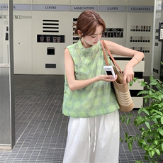 绿色上衣