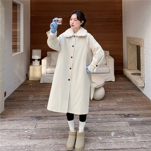 超好看羊羔毛拼接羽绒服女2025冬季新款女装工装保暖加厚派克服潮图片