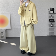 黄色