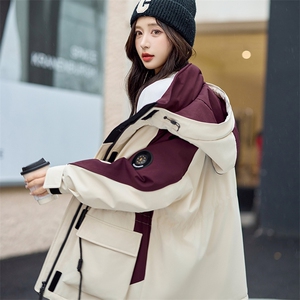 时尚拼色加绒加厚派克服外套女2025冬新款休闲连帽工装冲锋衣棉服图片