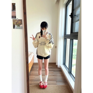 【有货】N828CC-特P46 徽章V领撞色拼接美式重磅运动卫衣男女图片
