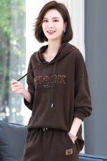连帽女士卫衣2025年新款洋气减龄大码宽松休闲中年妈妈早春装上衣，女装卫衣/绒衫，丽影随形