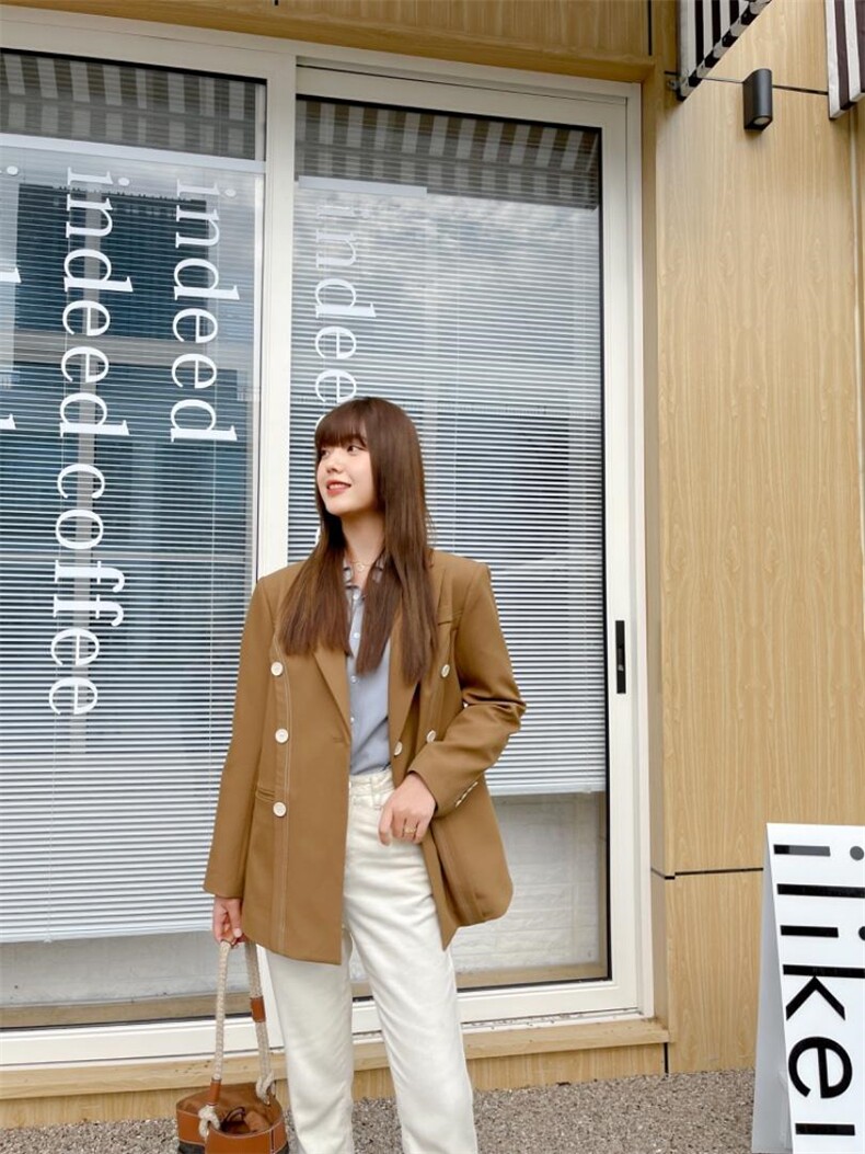 PANDLI利落女人味并存的西装外套简约大气‘剪裁干净利落，女装西装，潘大利