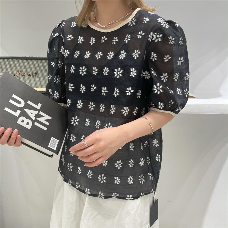 夏季新款欧根纱小衫，女装，素名