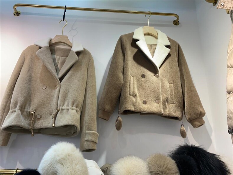 新款羽绒服，派克服，女装羽绒服，靓伊丽