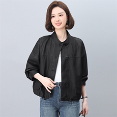 皮外套女春秋2025新款高级感休闲宽松洋气减龄中年妈妈短款皮夹克，女装皮衣，忆绮罗