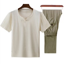 白色上衣+豆绿长裤