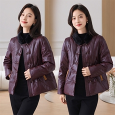 皮衣羽绒服女2025年洋气百搭时尚妈妈装冬季大码宽松白鸭绒外套，女装羽绒服，蓝朵琳