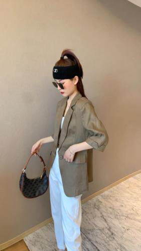 麻外，女装，艾辰莉