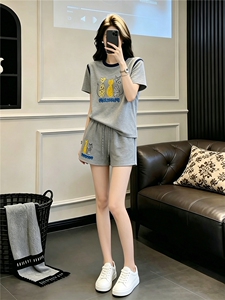 甜美时尚休闲套装女夏季新款显瘦圆领印花刺绣上衣阔腿短裤两件套图片