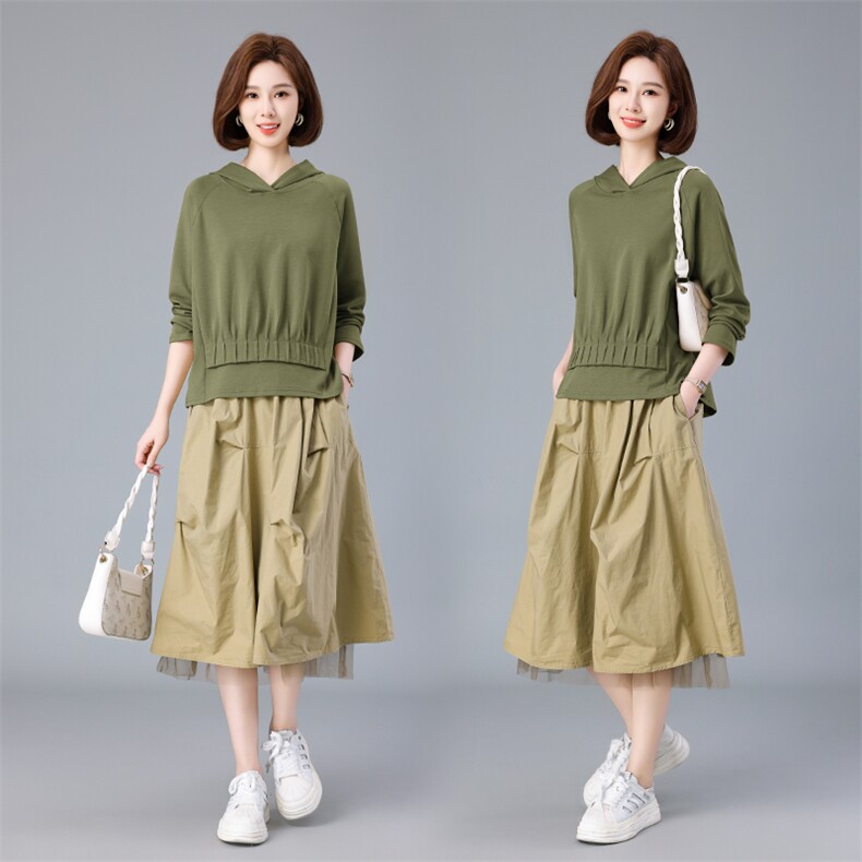 2024春季新款时尚简约小众设计下摆褶皱休闲连帽卫衣套裙两件套,女装套装/套裙,深水步