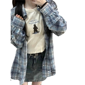 早春格子长袖衬衫女夏季防晒宽松外穿衬衣设计感小众翻领上衣外套图片