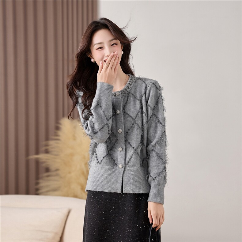 2025年冬季新款手工订珠开衫毛衣外套打底，女装针织衫/毛衣，乐吉娜